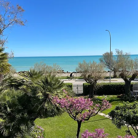 Bed & Breakfast I Versi Del Mare