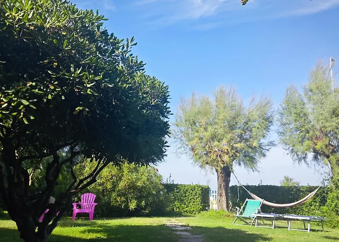 I Versi Del Mare Alojamento de Acomodação e Pequeno-almoço Roseto Degli Abruzzi