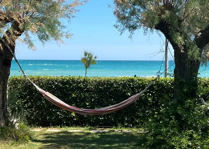 Alojamento de Acomodação e Pequeno-almoço I Versi Del Mare 4*