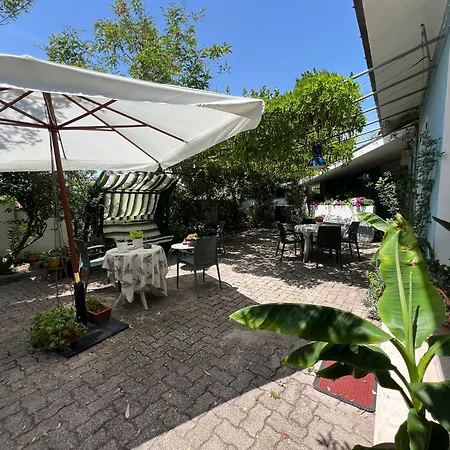 I Versi Del Mare Bed & Breakfast 4*